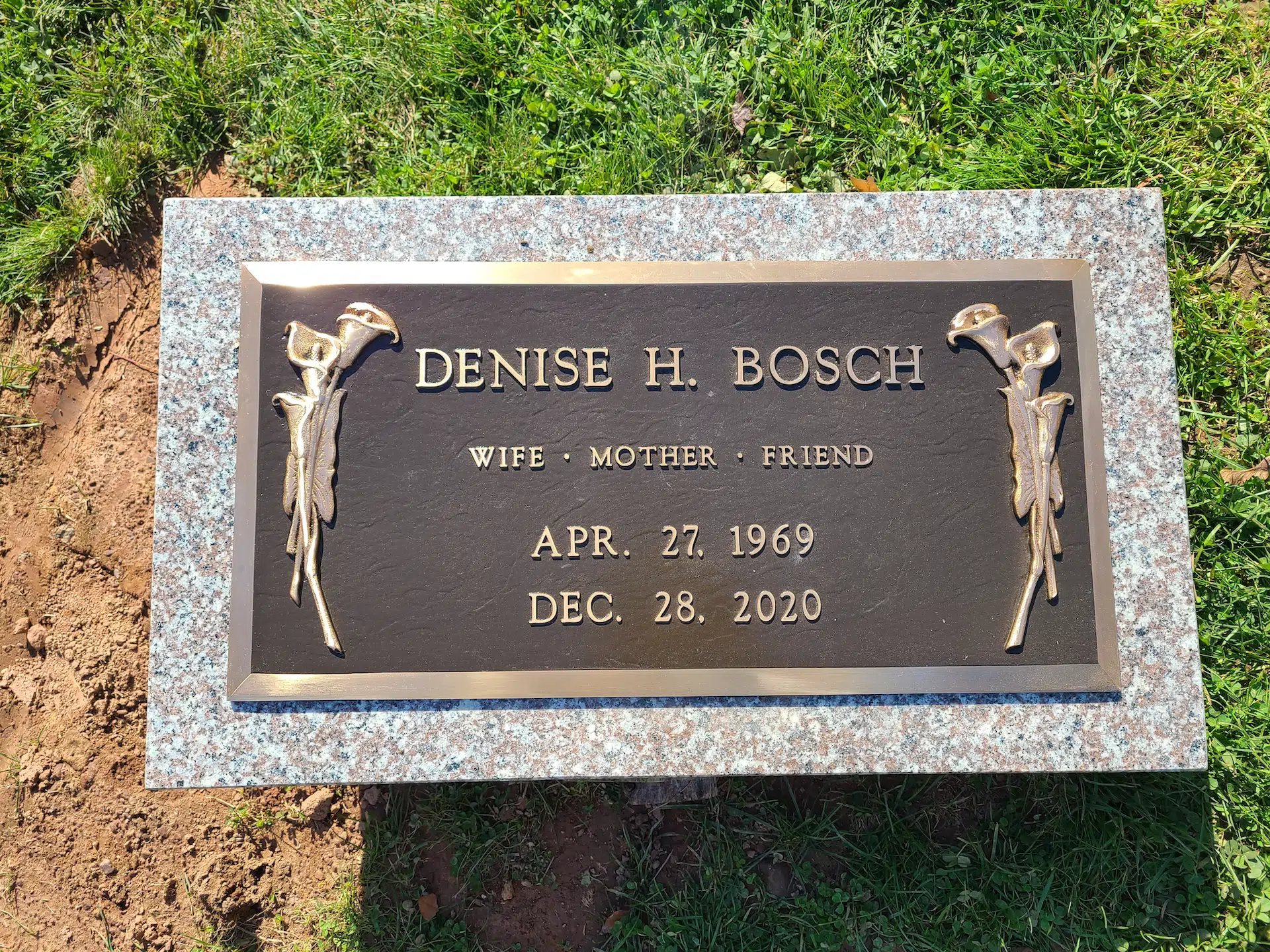 Bronze Cemetery Plaque hand-carved by Cemetery Plaque Shop in NJ — image 4